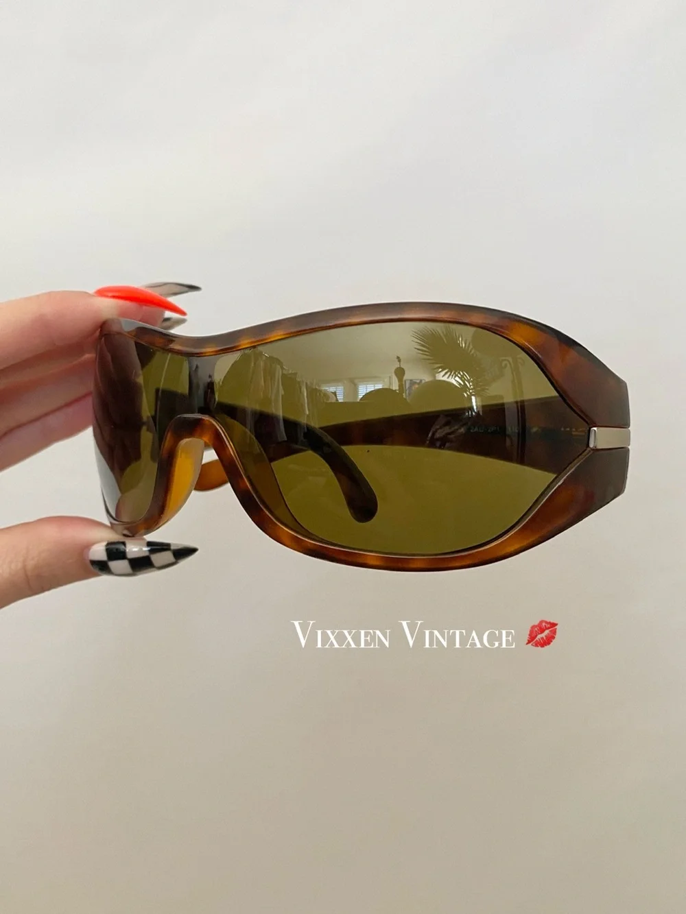 VINTAGE Y2K PRADA CHUNKY WRAP-AROUND SHIELD TORTOISE SHELL SUNGLASSES IN BROWN - Picture 3 of 13